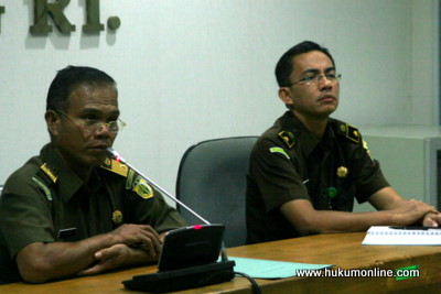 Direktur Penyidikan Jampidsus Kejagung Jasman Panjaitan (kiri).<br> Foto: SGP