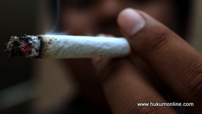 RUU Tembakau ancam kehidupan petani tembakau, buruh, dan<br> pedagang asongan penjual rokok. Foto: Ilustrasi (SGP)