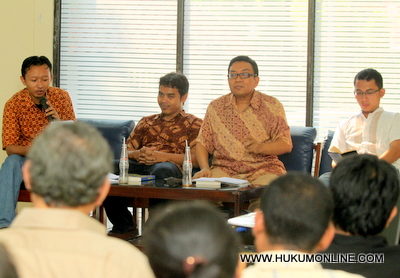 Diskusi peluncuran buku â€˜Stigma 65â€™ di LBH Jakarta. Foto: SGP
