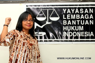 Ketua YLBHI, Erna Ratnaningsih khawatirkan dampak kewenangan berlebih Menkum HAM dalam penyelenggaraan bantuan hukum. Foto: SGP
