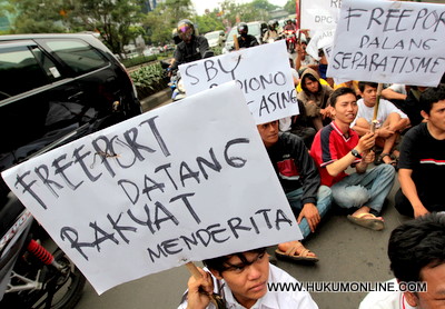 Aksi demo Freeport Indonesia di jakarta. Foto: SGP