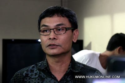 Juru Bicara KPK Johan Budi katakan siap kerjasama dengan KY untuk menyadap hakim nakal. Foto: SGP