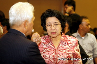 Direktur Jenderal Minyak dan Gas Kementerian ESDM Evita Legowo (kanan). Foto: SGP