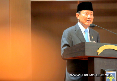 Menteri Hukum dan HAM Amir Syamsuddin tetap pertahankan moratorium remisi koruptor. Foto: SGP