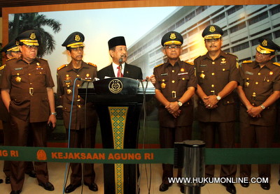 Jaksa Agung Basrief Arief (tengah) beserta jajarannya. Foto: SGP