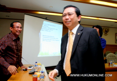 Ketua DPR Marzuki Alie laporkan proyek Banggar ke KPK. Foto: SGP