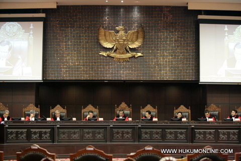 Majelis MK menyatakan menolak permohonan gugatan Halimah. Foto: Sgp