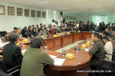 Suasana audiensi sejumlah hakim dengan Komisi Yudisial. Foto: Sgp
