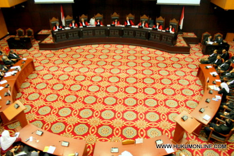Majelis Panel Mahkamah Konstitusi gelar sidang perdana pengujian aturan dana lumpur Lapindo. Foto: ilustrasi (Sgp) 