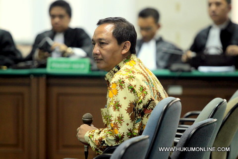 Walikota Semarang nonaktif Soemarmo Hadi Saputro menyangkal semua dakwaan. Foto: Sgp