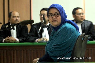 Afriyani Susanti terdakwa kasus tabrakan maut hadapi masalah hukum baru. Foto: Sgp