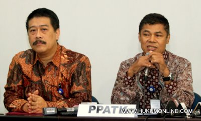 Wakil Kepala PPATK Agus Santoso (kiri). Foto: Sgp