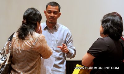 Ketua Asosiasi Bisnis Alih Daya Indonesia (Abadi), Wisnu Wibisono (tengah). Foto: Sgp