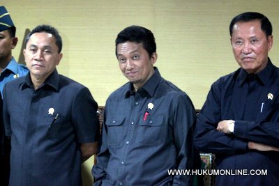 Tifatul Sembiring (tengah), Menteri Komunikasi dan Informatika. Foto: Sgp