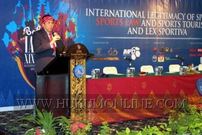Direktur Indonesia Lex Sportiva Instituta, Hinca Pandjaitan. Foto: SGP