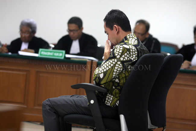 Terdakwa kasus dugaan suap sengketa pilkada Lebak Tubagus Chaeri Wardana (Wawan) menjalani sidang perdana dengan agenda pembacaan dakwaan di Pengadilan Tipikor Jakarta, Kamis (6/3). Foto: RES