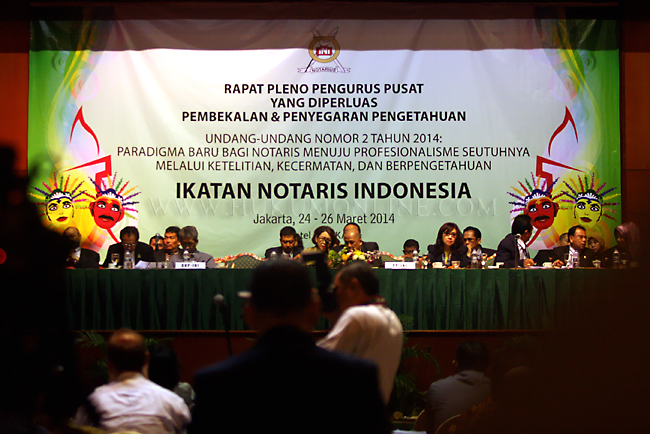 Rapat pleno Pengurus Pusat Ikatan Notaris Indonesia di Jakarta, Senin (24/3). Foto: RES 