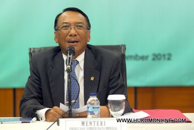 Menteri ESDM Jero Wacik. Foto: SGP