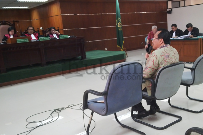 Mentan Suswono saat bersaksi untuk perkara korupsi SKRT Dephut di Pengadilan Tipikor, Jakarta, Rabu (4/6). Foto: RES. 