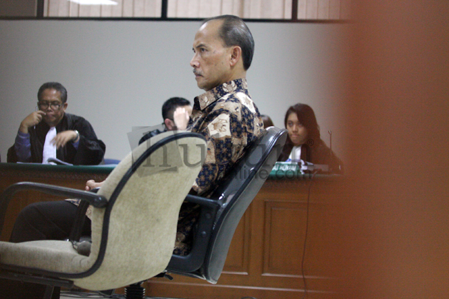 Terdakwa kasus korupsi skandal Bank Century Budi Mulya menjalani sidang pembacaan tuntutan di Pengadilan Tipikor Jakarta, Senin (16/6). Foto: RES. 