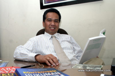 Mantan Ketua Komnas HAM, Ifdhal Kasim. Foto: SGP