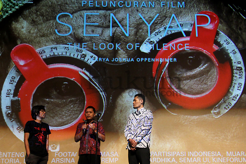 Adi Rukun (Tengah) pada pemutaran perdana film Senyap: The Look of Silence di Bioskop Taman Ismail Marzuki, Jakarta, Senin (10/11). Foto: RES. 