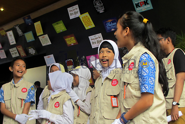 Beberapa anak SD saat mengikuti Penyidik Cilik di Festival Antikorupsi di Yogyakarta, 9-11 Desember 2014. Foto: RZK