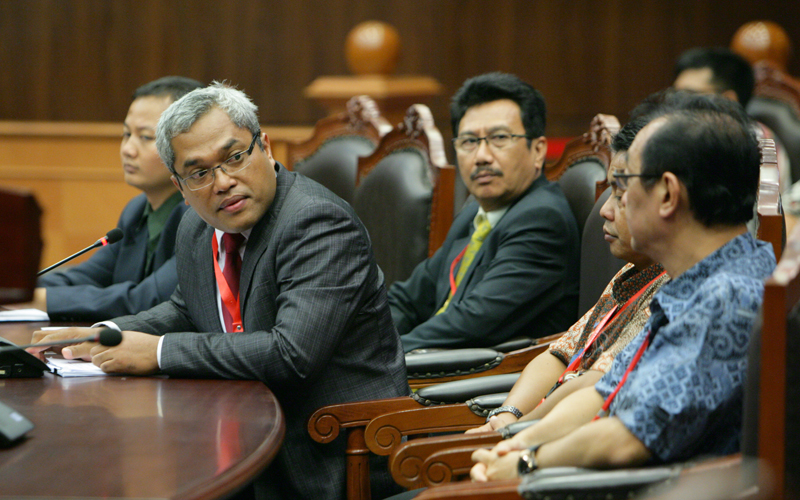 Kuasa hukum Aan Eko Widiarto (tengah) dalam sidang perbaikan permohonan perkara pengujian UU BPJS, Selasa (20/1). Foto: Humas MK 