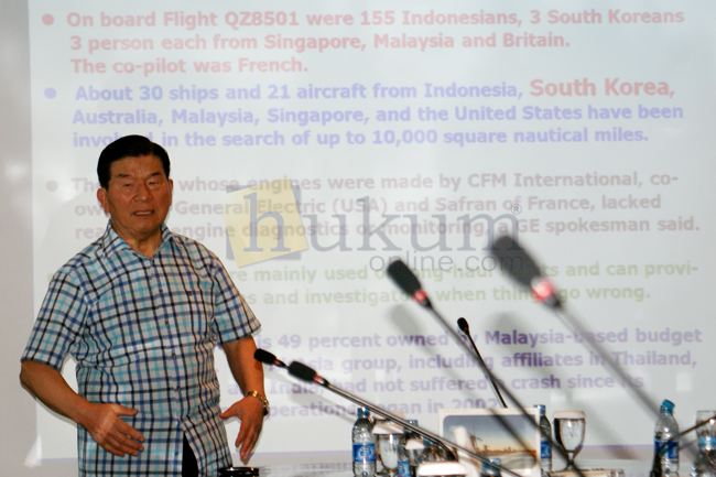 Prof. Doo Hwan Kim saat menyampaikan presentasinya dalam diskusi di kantor HPRP, Jakarta, Rabu (4/2). 