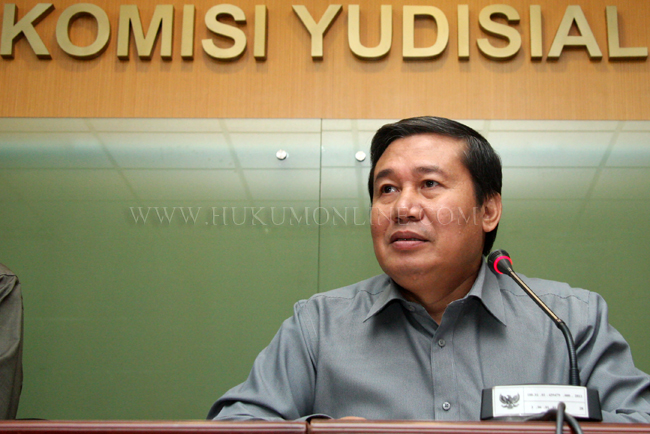 Komisioner KY Taufiqurrohman Syahuri. Foto: RES.
