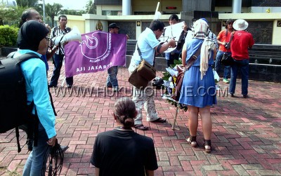 Aksi unjuk rasa kalangan jurnalis. Foto: RFQ
