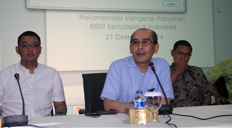 Faisal Basri (tengah), Ketua Tim Reformasi Tata Kelola Migas. Foto: www.esdm.go.id