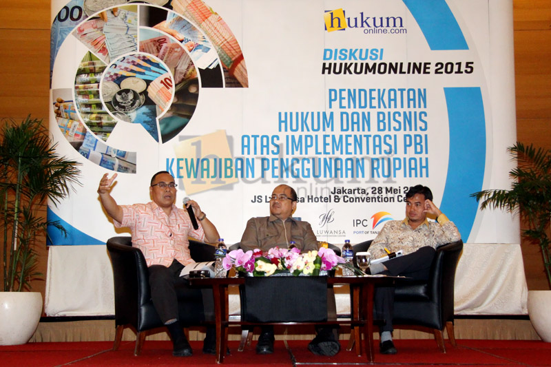 Diskusi Hukumonline dengan tema Pendekatan Hukum dan Bisnis Atas Implementasi PBI Kewajiban Penggunaan Rupiah, di Jakarta, Kamis (28/5). Foto: RES 