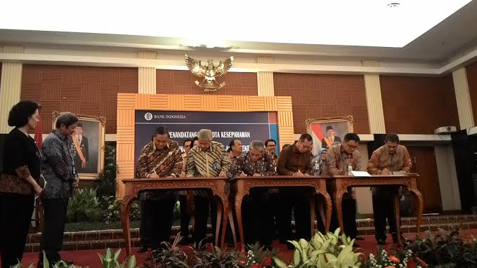 Suasana penandatanganan MoU antara BI dengan 18 bank anggota IIGMA di Jakarta, Kamis (2/7). Foto: M-22