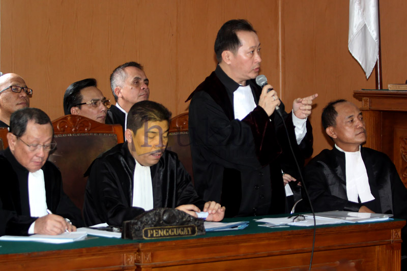 Tim Kuasa hukum OC Kaligis dalam sidang praperadilan. Foto: RES