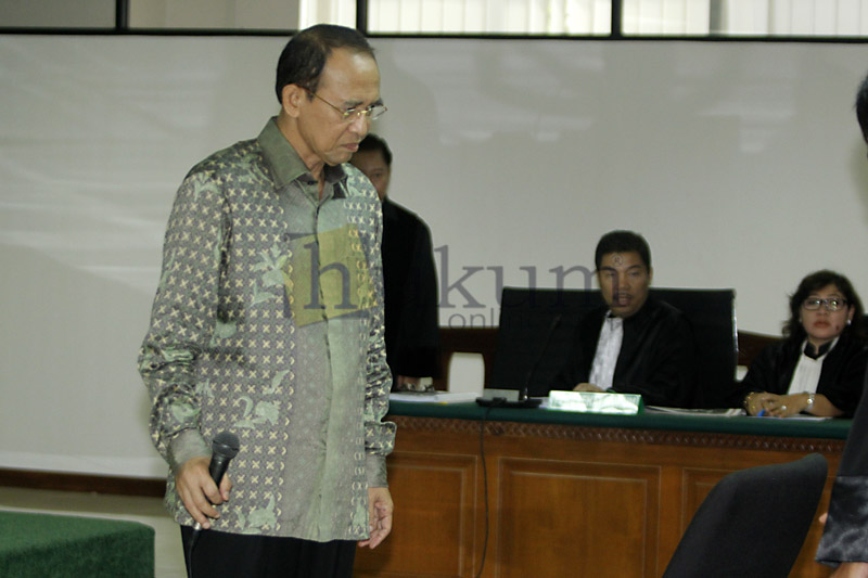 Suryadharma Ali saat menjalani sidang perdana di Pengadilan Tipikor Jakarta, Senin (31/8). Foto: RES