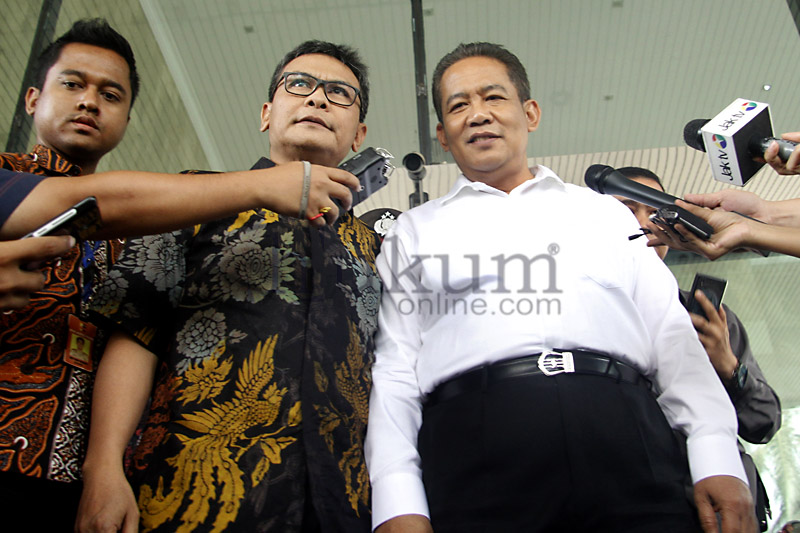 Kabareskrim Komjen (Pol) Anang Iskandar dan Plt Pimpinan KPK Johan Budi. Foto: RES.