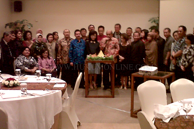 Sejumlah notaris yang tergabung dalam Ikatan Notaris Indonesia. Foto: RZK