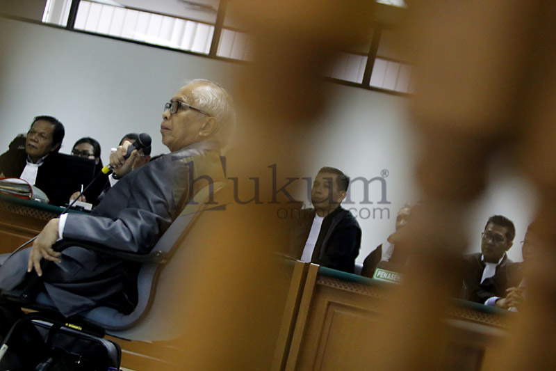 OC Kaligis dalam sidang lanjutan di Pengadilan Tipikor Jakarta, Kamis (17/9). Foto: RES