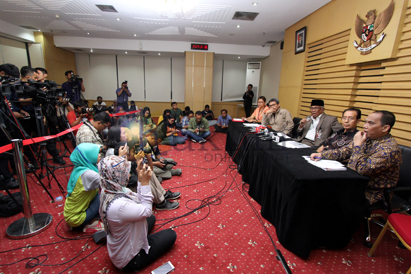 Pimpinan KPK saat menggelar konferensi pers, Rabu (7/10). Foto: RES.