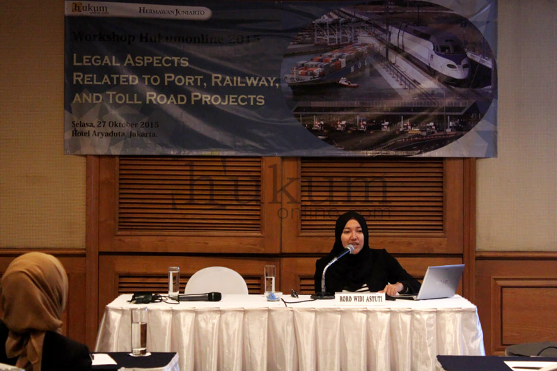 Roro Widi Astuti dalam diskusi hukumonline. Foto: RES