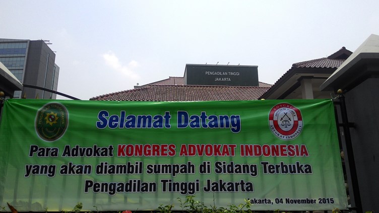 Pengadilan Tinggi DKi Jakarta ambil sumpah advokat KAI, Rabu (4/11). Foto: CR19