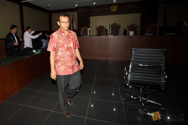 Hakim PTUN Medan Dermawan Ginting di Pengadilan Tipikor Jakarta, Rabu (20/1). Foto: RES