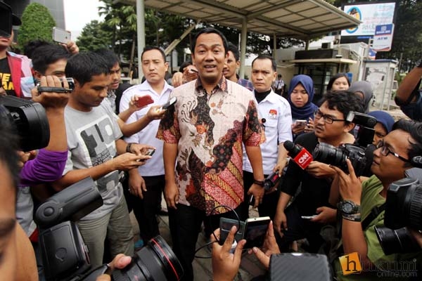 Walikota Semarang Diperiksa KPK 5.jpg