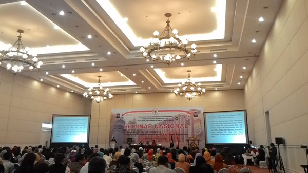 Seminar nasional yang diselenggarakan Pengurus Daerah Kabupaten Tangerang INI dan IPPAT. Foto: NNP