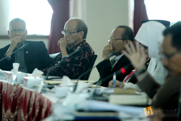 Panelis seleksi CHA di Komisi Yudisial. Foto: RES