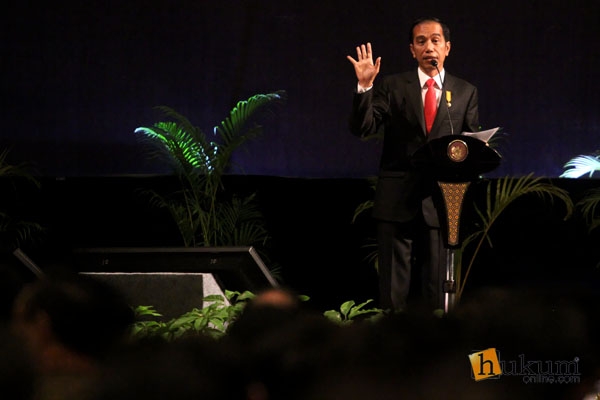 Presiden Joko Widodo berpidato saat sosialisasi UU Pengampunan Pajak di Jakarta (01/8). Foto: RES