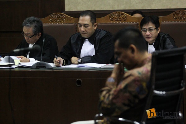 Sanusi saat mengikuti sidang perdana di Pengadilan Tipikor Jakarta. Foto: RES