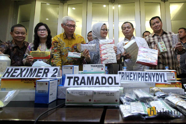 Badan POM bekerjasama dengan Bareskrim Polri berhasil menggagalkan peredaran puluhan juta butir obat palsu bernilai puluhan miliar rupiah di Mabes Polri, Jakarta, Selasa (6/9).