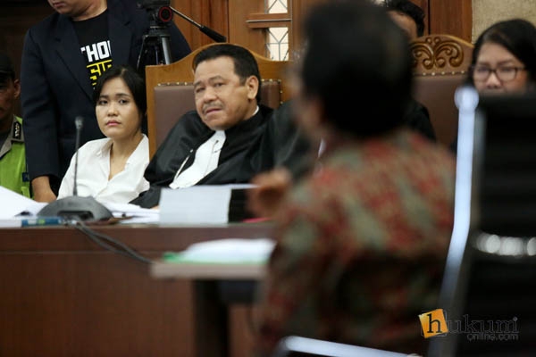 Saksi sidang Lanjutan Jessica 3.jpg
